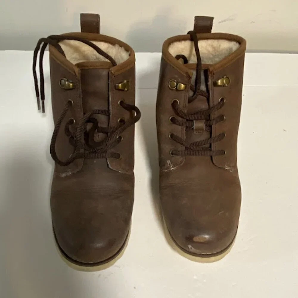 UGG Kesey Waterproof Leather Lace-Up Boots Size 4